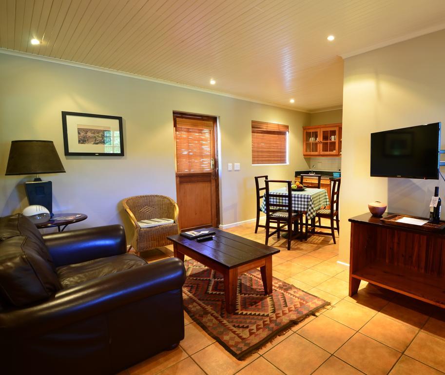 D'Aria Guest Cottages Durbanville Room photo