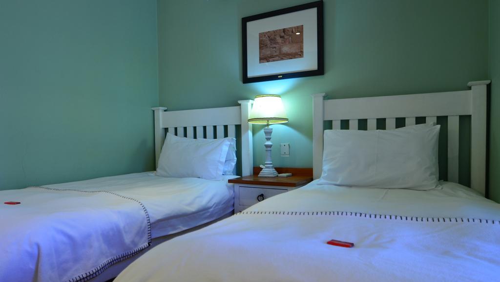 D'Aria Guest Cottages Durbanville Room photo